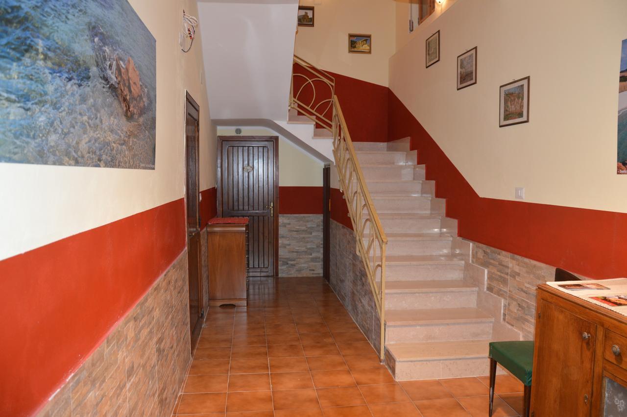 Bed & Breakfast Domus De Janas *